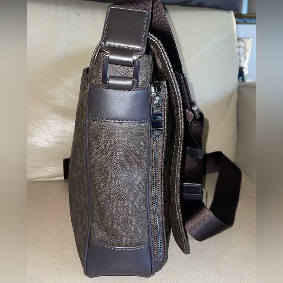 Auth:Jet Set Michael Kors Large Laptop Dossier Messenger Bag RFID (UNISEX) BNWOT - Picture 3 of 16